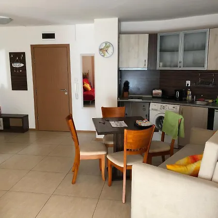 Apartment Hills-tim's *
